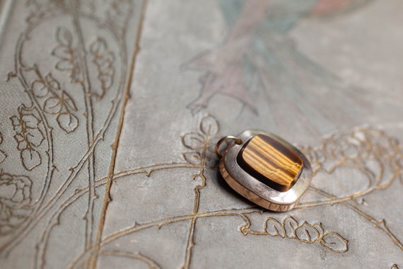 Tiger's Eye Gold Filled Pendant, Antique Gold Filled Pendant, Victorian Gold Filled Charm, Antique Gold Filled Charm, Tiger's Eye Jewelry