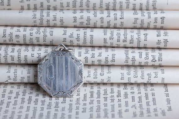 Sterling Deco Locket, Art Deco Locket, Sterling A… - image 2