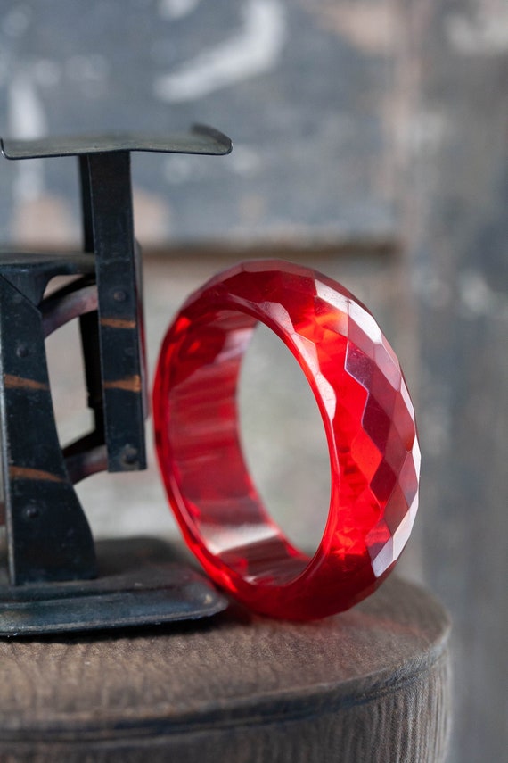 Cherry Red Prystal Faceted Bakelite Bangle, 1930's