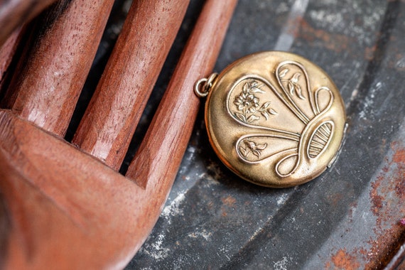 Art Nouveau Locket, Antique Nouveau Flower Locket, H.A. & Co. Locket, Antique Gold Filled Locket, Antique Nouveau Flourish Locket