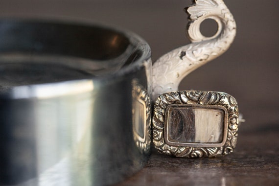 Georgian 15k Gold Mourning Brooch, Small Georgian