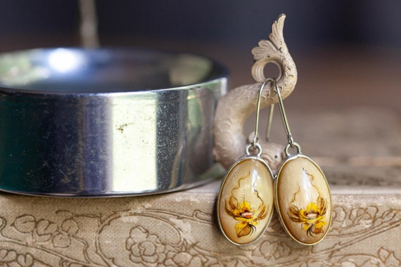Vintage Selenite Painted Flower Earrings, Coin Silver Selenite Earrings, Vintage Hand Painted Selenite Earrings, Vintage Feminine Earrings