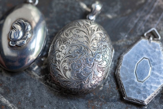 Oval Sterling Victorian Locket, Chased Sterling Victorian Flower Jewelry, Antique Floral Sterling Locket, Antique Sterling Photo Locket