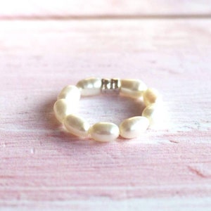 STERLING SILVER STRETCH STACKING RING PALE PINK FRESHWATER PEARL ALL SIZES 925 STERLING SILVER STRETCH STACKING RING PALE PINK FRESHWATER PEARL ALL SIZES 925
