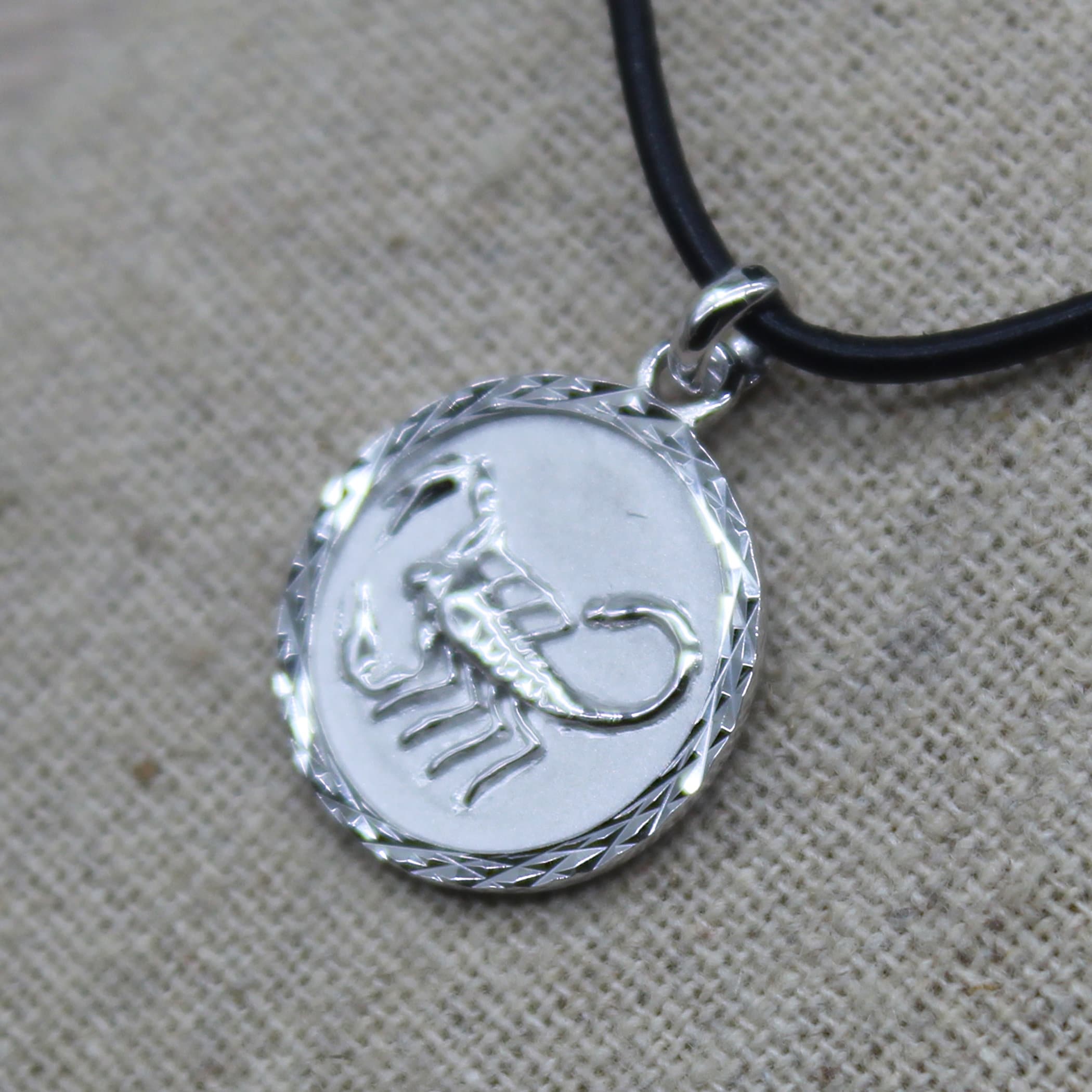 Pendentif Scorpion En Argent Massif Poinçonné - Vintage - Unisexe Signe Astrologique