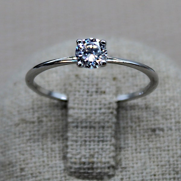 Zirconia Silver Ring, Promise Ring, Engagement Ring, Cz Diamond Ring, Delicate Ring, Thin Ring, Everyday Ring, Ornate Ring, Simple Ring