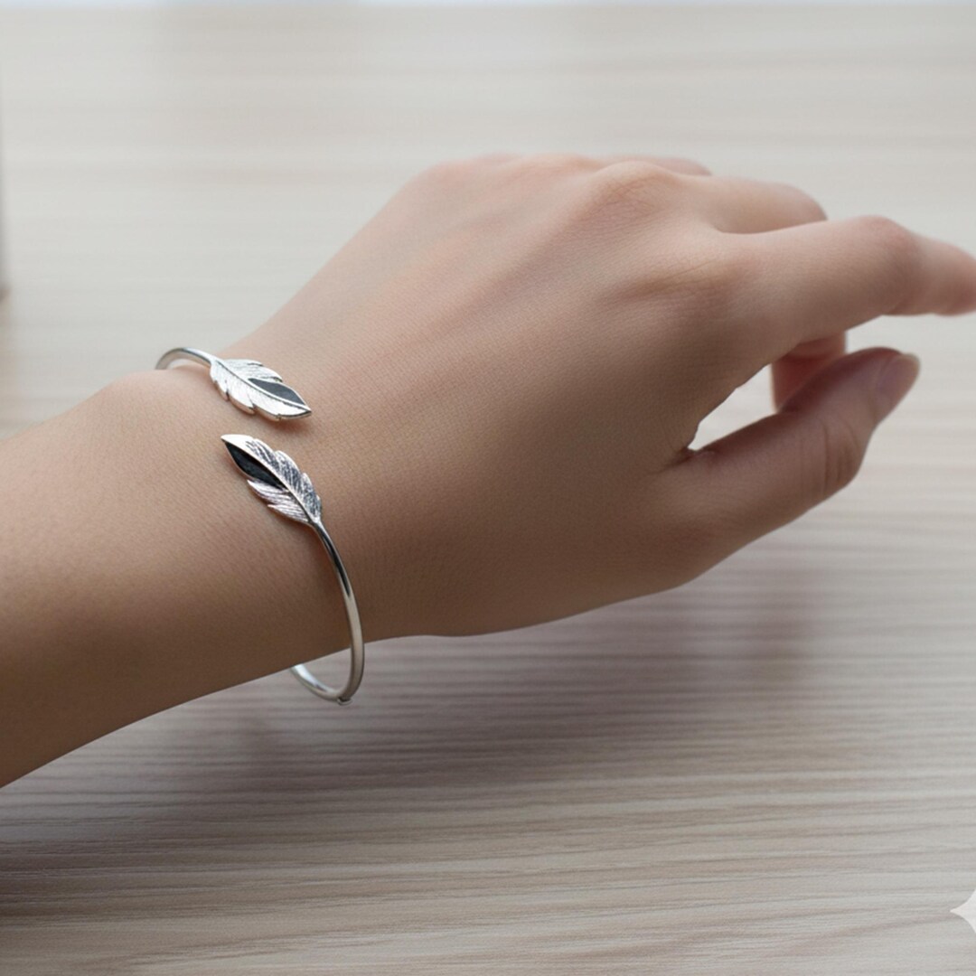 Sterling Silver Leaf Bangle Bracelet – Minimalist Elegant Jewelry