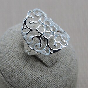 Profil Bague Filigrane Ajourée Épaisseur 2mm Motif Volutes.