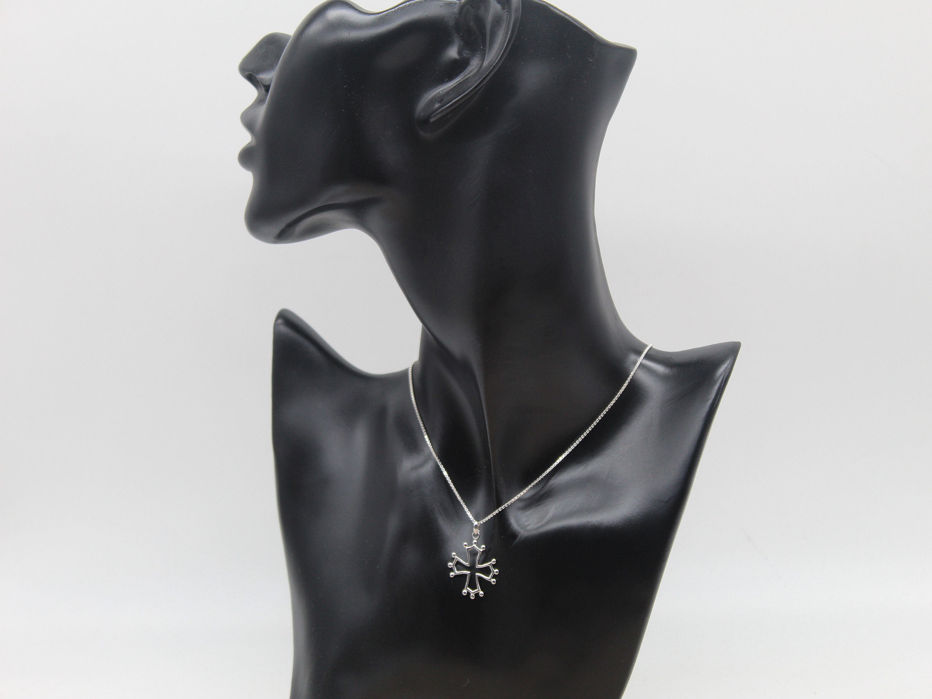 Bracciale in argento sterling 925 con croce occitana e catena