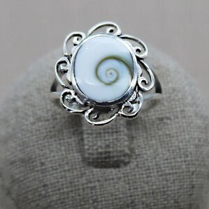 Anillo encaje, anillo texturizado, anillo calado, Ojo de Santa Lucía Oval, plata esterlina, anillo concha, anillo diseñado, anillo delicado
