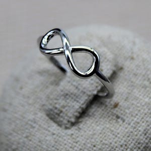 Infinity Ring, Symbolic Ring, Rhodium Silver Ring, Promise Ring, Declaration Ring, Knot Ring, Infinity Symbol, Girlfriend Ring