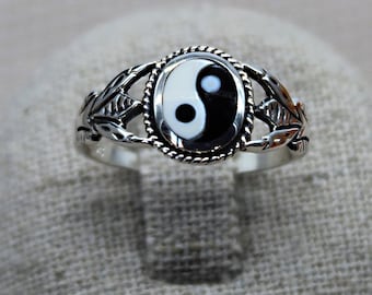 Yin Yang ring 925 silver, Yoga ring, Ornate ring, Openwork ring, handmade solid silver jewelry.