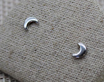Boucles D'oreilles Puces Argent Massif 925 Rhodié - Lune Ajourée Avec Agate Et Aventurine - PETUGONS