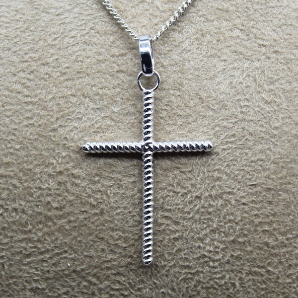 Christian Cross Pendant Silver 925 Christian religious jewelry, twisted model, Catholic necklace.