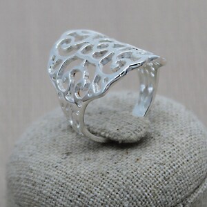 Bague Filigrane Ajourée Dentelle Argent 925 Rhodié.
