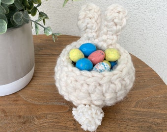 Small crochet bunny basket, Easter bunny basket, cute spring home decor, crochet basket, Easter hostess gift, Easter basket, candy bowl