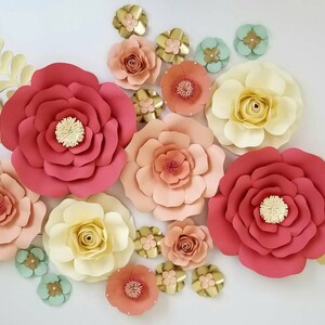 Set Paper Flowers, Backdrops, Personalized Wall Art, Room Decor, Paper Roses, Handmade, Events, Nursery,Backdrop, Girl&#39;s Birthday, Flowers