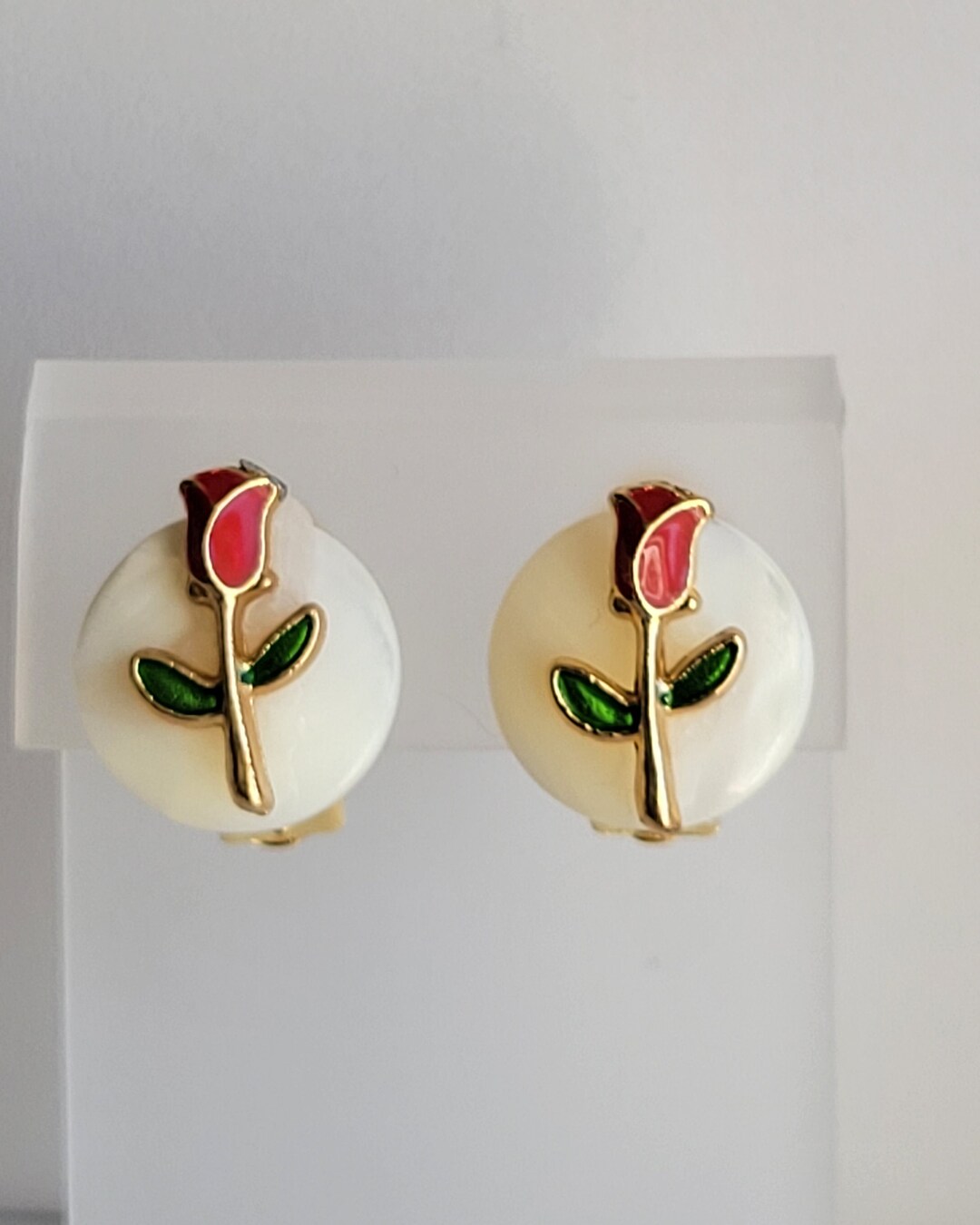 White Motherofpearl W/red Rose Clipon Earrings 2303 Etsy