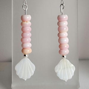 E Pink Queen Conch Shell, White Mother-of-Pearl Carved Scallop Shell & Sterling Silver Earrings #2607