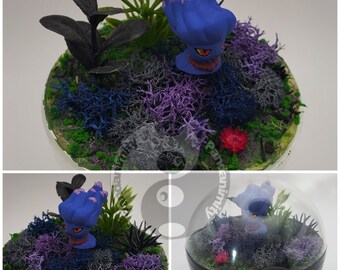 Misdreavus Poke'rarium 3in, Pokemon PokeBall Terrarium, with stand