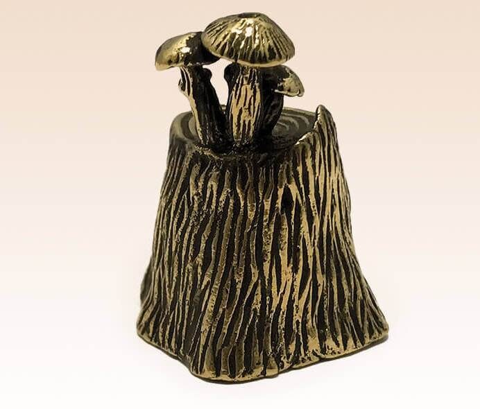 Stump With Mushrooms Souvenir Сollectable Thimble Figure Statue