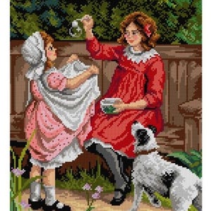 Könnte beinhalten: Zwei Mädchen, eines in einem rosa-weißen Kleid und das andere in einem roten Kleid, spielen mit Seifenblasen in einem Garten. Ein schwarz-weißer Hund sitzt neben ihnen.