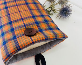 Quilted fabric book pouch with button closure, protective book cover. Tartan style