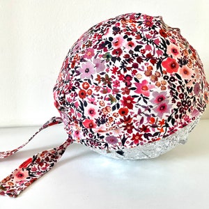 Pretty flowers cotton block cap