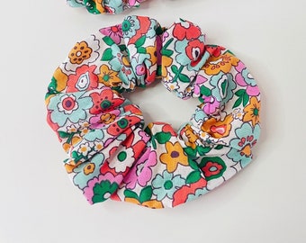 Scrunchie, vintage fabric cotton scrunchie