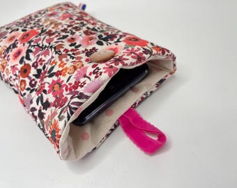 Pretty floral fabric phone pouch (max. 8.5cm wide)