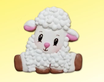 Lamb Cookie Cutter: 3-Inch Sitting Sheep