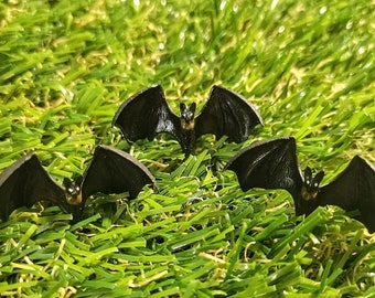 Miniature Bat - Bats - Miniature - Fairy garden - Fairy Garden Bat - Resin