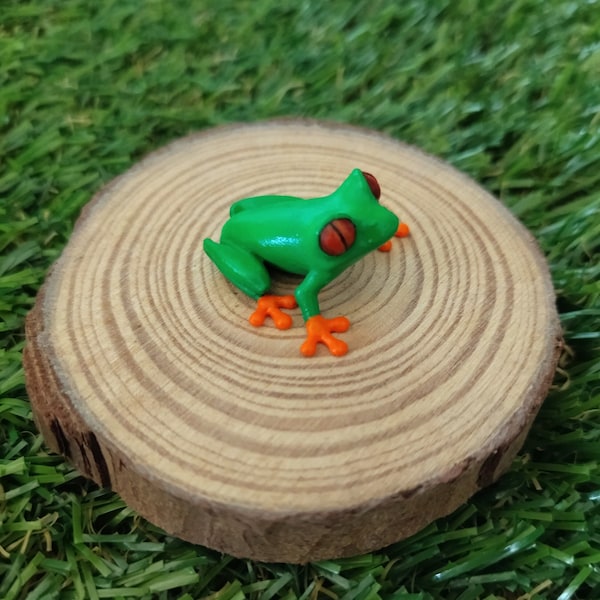 Miniature Frog - Frog - Miniature - Fairy garden - Fairy Garden Frog - Resin