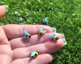 Miniature Bee - Bee - Miniature - Fairy garden Bees