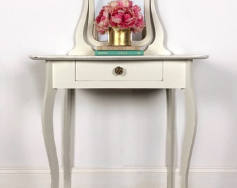 vanity table makeup farmhouse white vanity antique painted petite vanity table with mirror girls bedroom small writing desk cottage decor table etsy vanity table makeup farmhouse white vanity antique painted petite vanity table with mirror girls bedroom small writing desk cottage decor table etsy