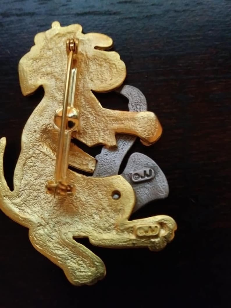 JJ Jonette Jazzy Dog Playing Saxophone 2-Tone Gold and Silver Plated Brooch Pin New Vintage Stock Jazz Sax Gift Beret and Glasses