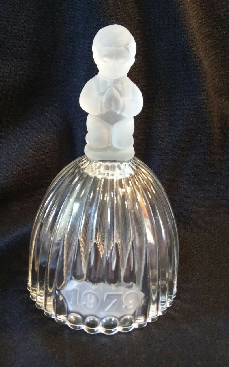Goebel 1978 Lead Crystal Bell Little Boy Praying
