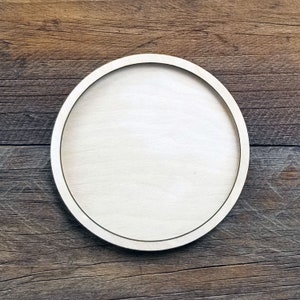 Laser Cut Circle Tray Decor: Unfinished MDF craft blank