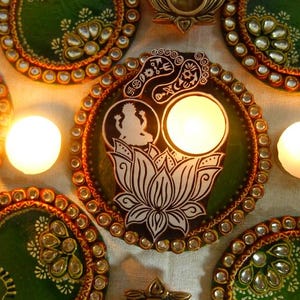 Wooden Deity Candle Holder Diya, Hand Carved Sacred Altar Votive, Pooja Room Decor, Spiritual Housewarming Gift Maa Lakshmi