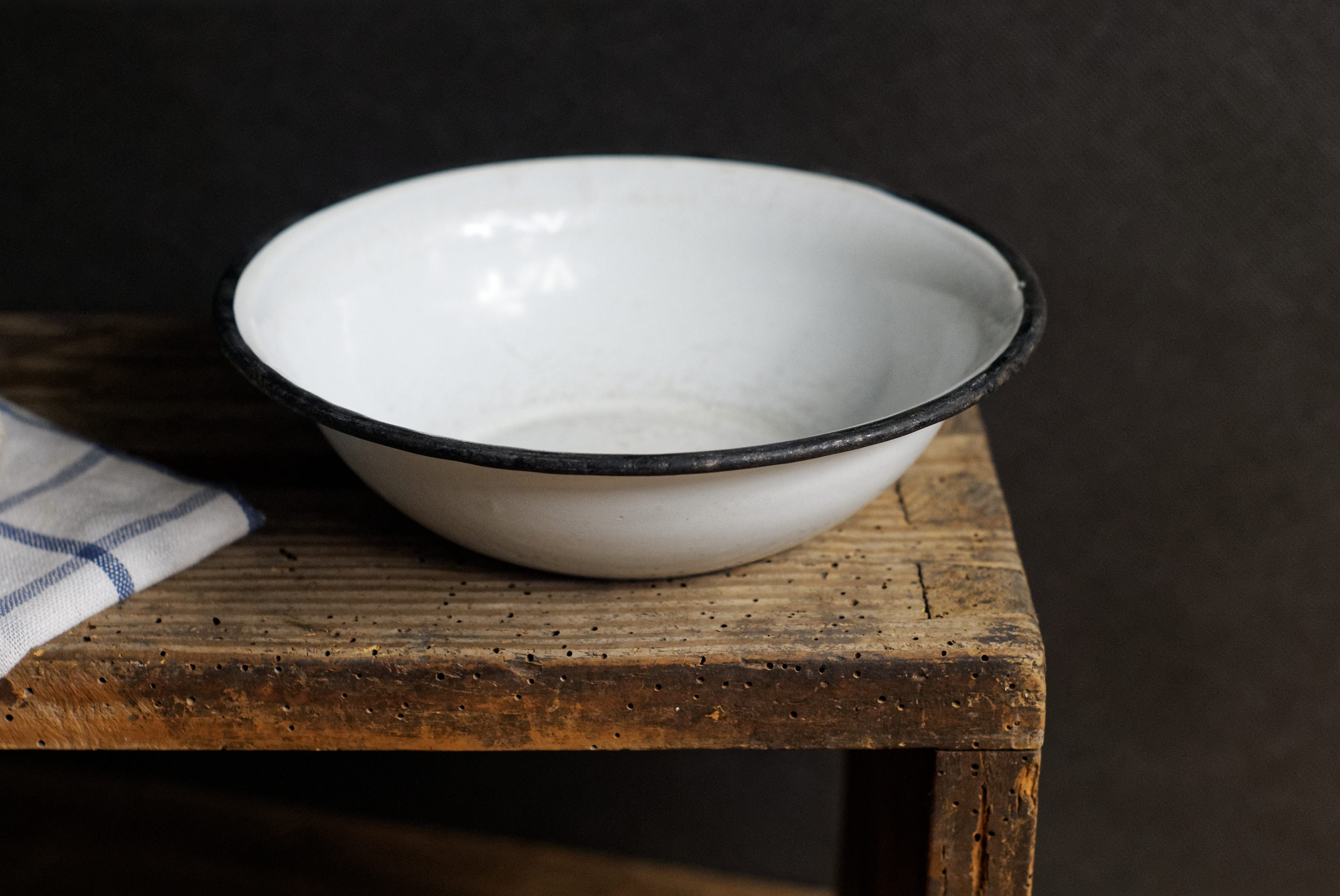 Enamelware Bowl Vintage Metal Bowl Enamel Mixing Bowl Rustic Bowl