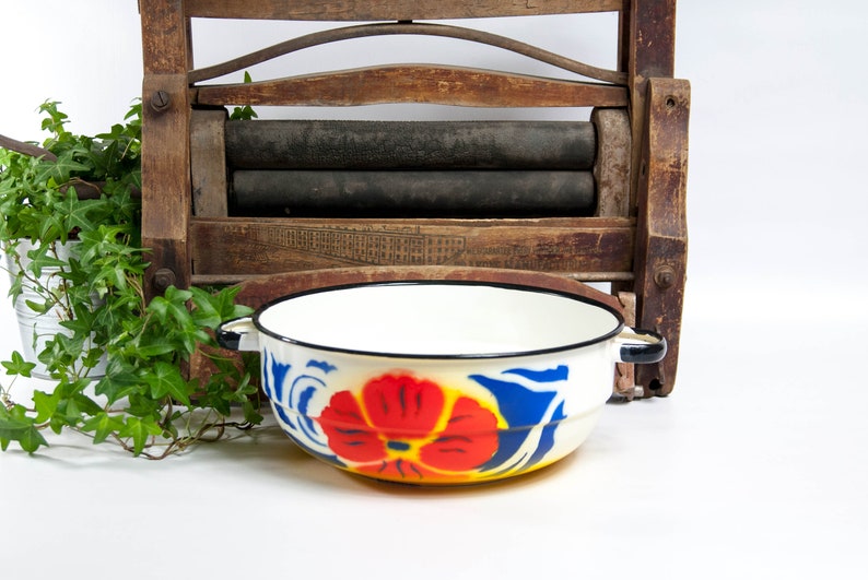 mixing bowl vintage enamelware Enamel bowl with handles fruit bowl camping bowl serving bowl rustic bowl bowl with flower