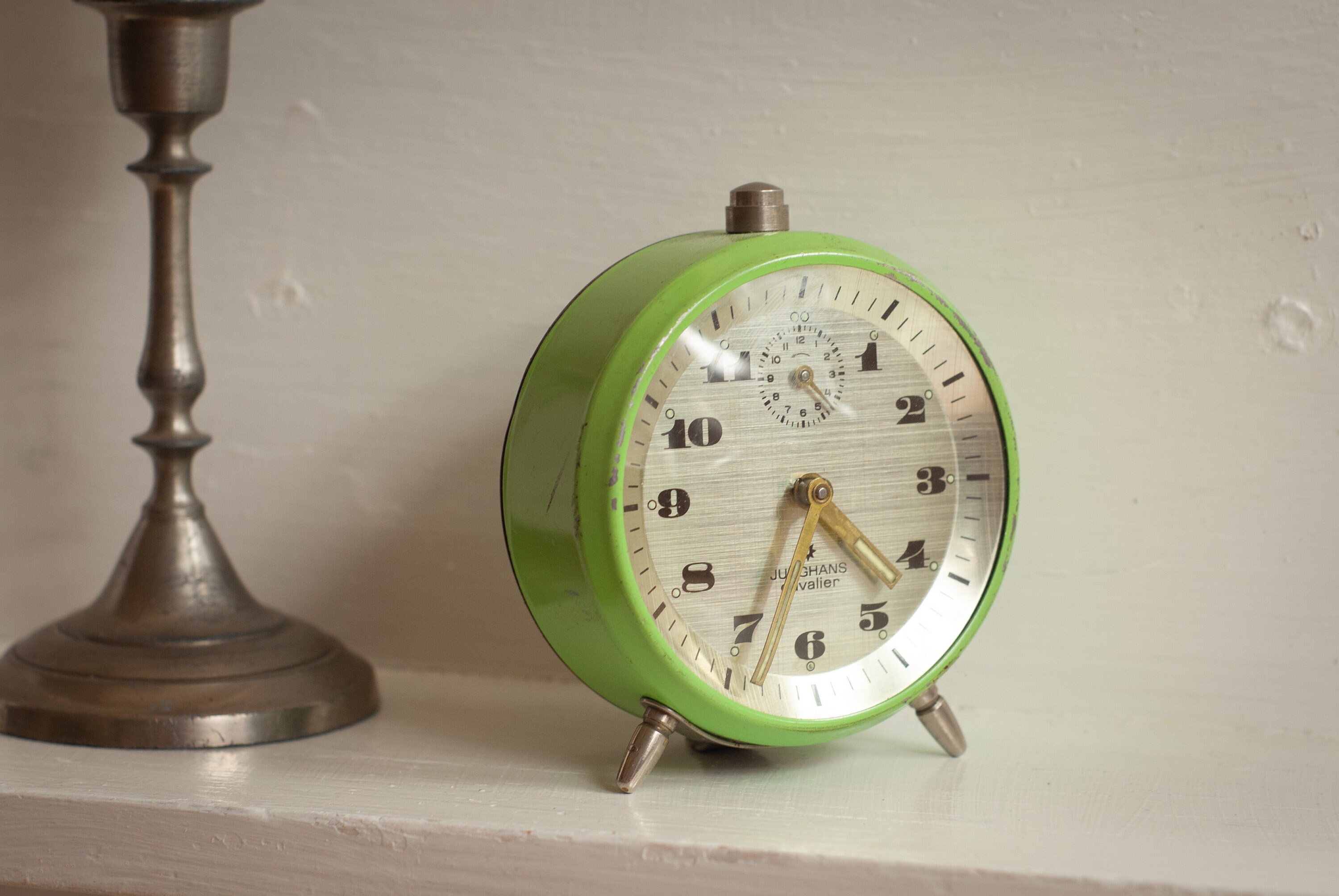 Mechanical Junghans vintage alarm clock from the 1950s/1960s agrohort