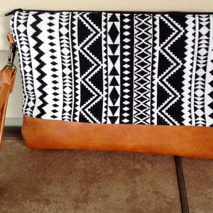 Wristlet, clutch, purse,  black and white, geometric design, cell phone wristlet