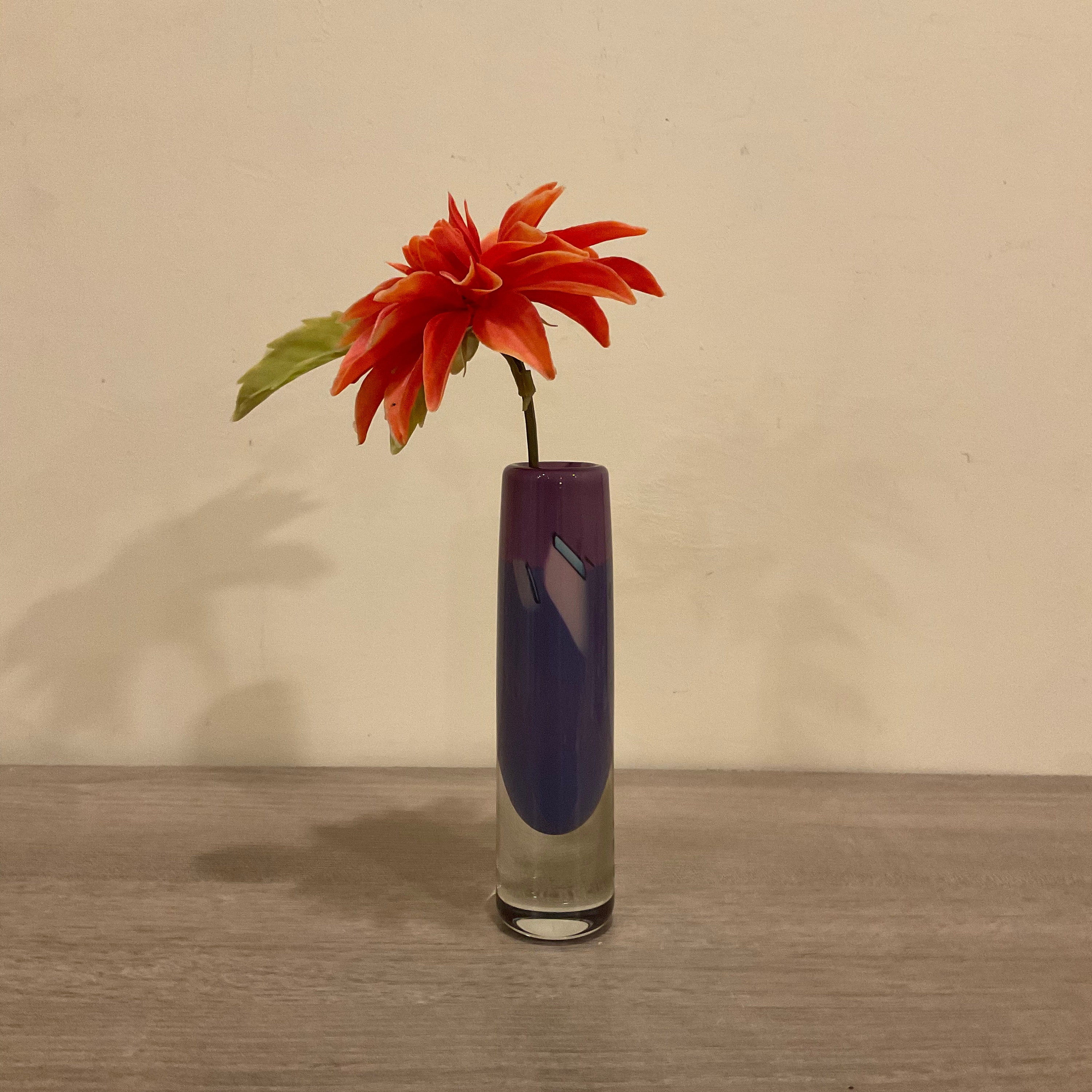 Vintage 1982 Magdanz Shapiro Art Glass Bud Vase: Lilac & Purple