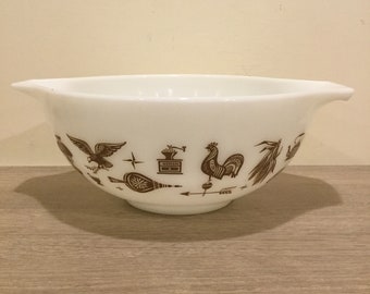 Vintage Pyrex Solid Opal White Mixing Bowl 442 Cinderella 1