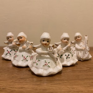 Vintage Porcelain Christmas Angel Figurines: Musical Holiday Decor, Set of 5