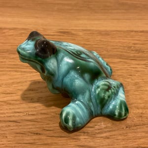Vintage Blue Mountain Style Ceramic Frog Figurine,  Blue Green Drip Glaze Pottery Toad,  Retro MCM Boho Home Garden Decor