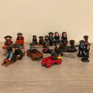 Vintage Cast Iron Amish Figurines: Pennsylvania Dutch School Diorama Set