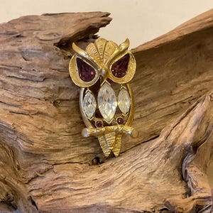 Vintage Owl Brooch: Gold Toned Rhinestone Pin, Amethyst Eyes
