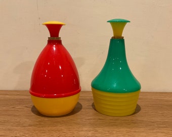 YOUR CHOICE of Vintage Gothamware Plastic Sprinkler Laundry Bottles in Yellow Red and Green Plastic 1950’s Laundry Aids Primary Color Decor